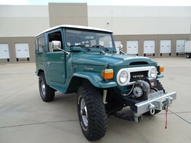 Toyota FJ Cruiser 1978 image number 22