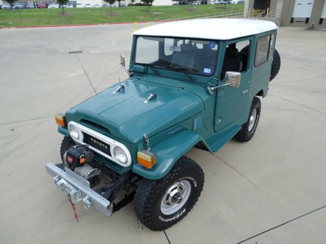 Toyota FJ Cruiser 1978 image number 29