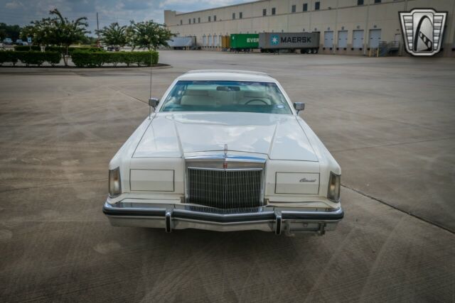 Lincoln Continental 1977 image number 47