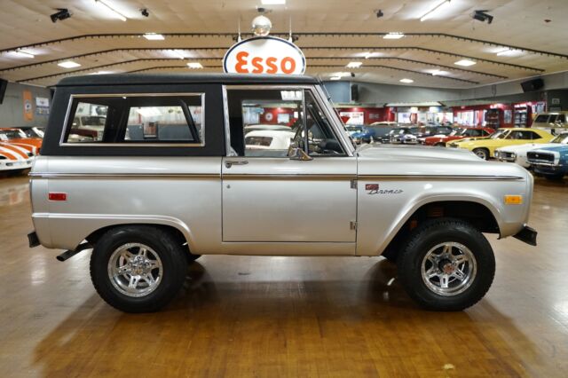 Ford Bronco 1974 image number 18