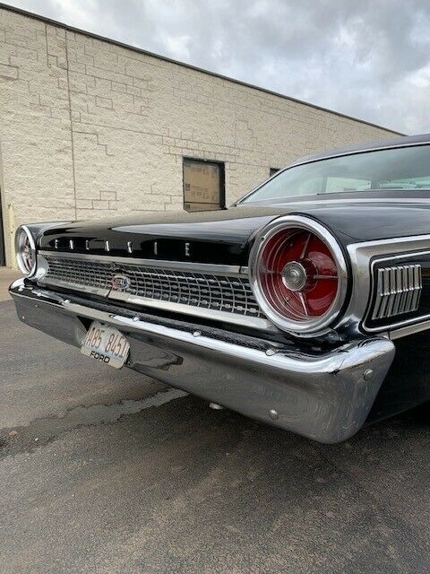 Ford Galaxie 1963 image number 31