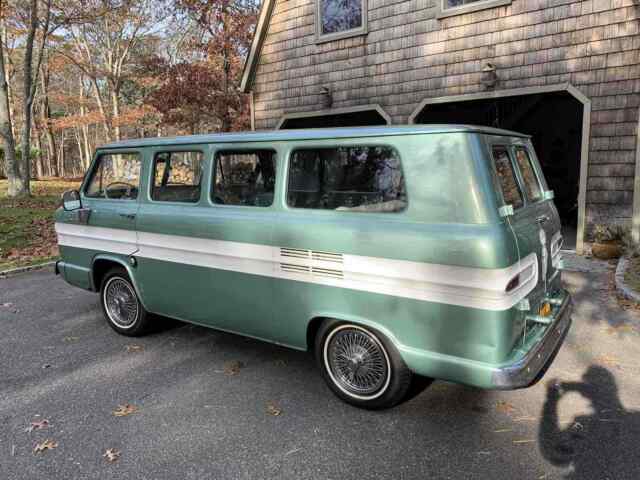 Chevrolet corvair greenbrier 1963 image number 15