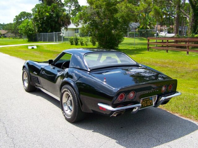 Chevrolet Corvette 1972 image number 30