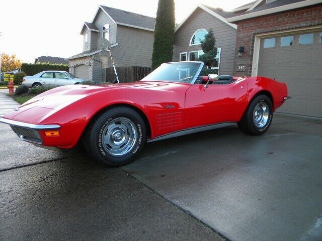 Chevrolet Corvette 1971 image number 2