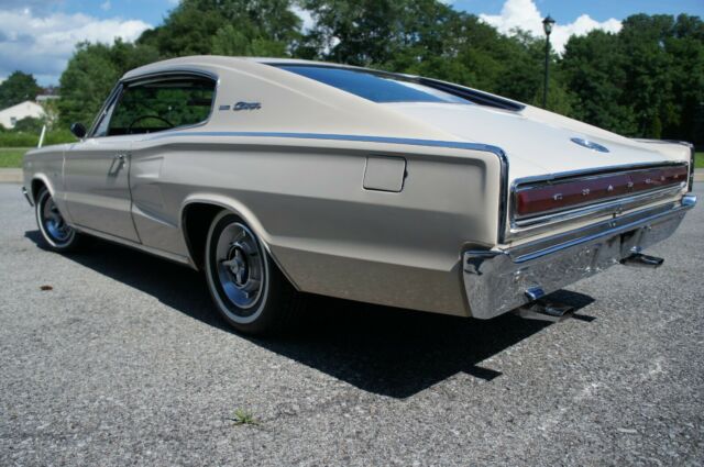 Dodge Charger 1966 image number 27