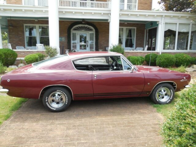 Plymouth Barracuda 1967 image number 14