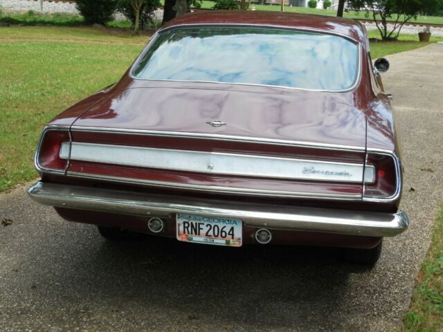 Plymouth Barracuda 1967 image number 22