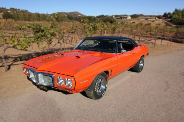 Pontiac Firebird 1969 image number 0