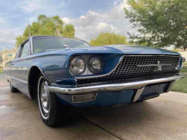 Ford Thunderbird 1966 image number 1