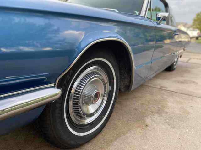 Ford Thunderbird 1966 image number 19