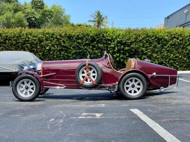 Bugatti Type 37 TV Series - Magnum, P.I. 1927 image number 1