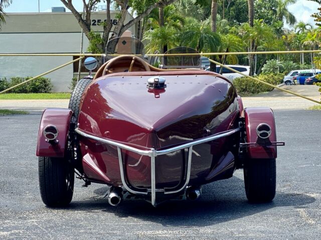 Bugatti Type 37 TV Series - Magnum, P.I. 1927 image number 2