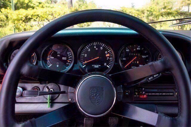 Porsche 911 1974 image number 16