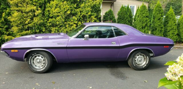 Dodge Challenger 1972 image number 2