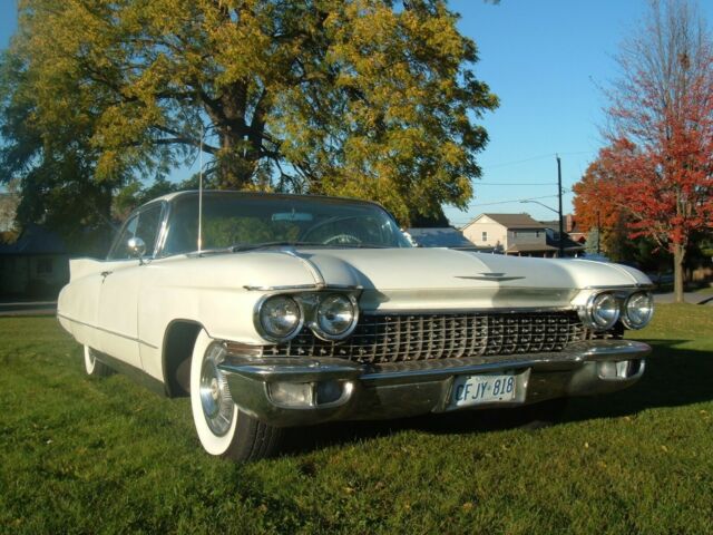 Cadillac DeVille 1960 image number 0