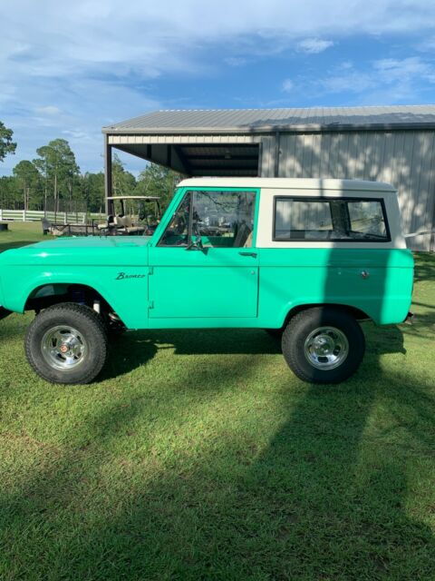 Ford Bronco 1969 image number 21