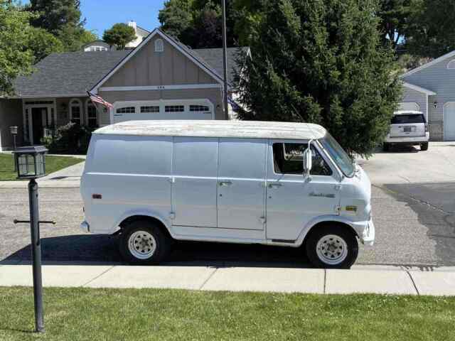 Ford Econoline 1970 image number 14