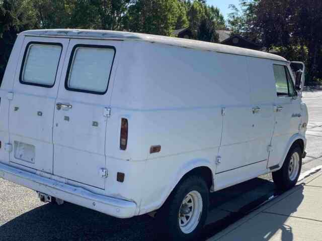 Ford Econoline 1970 image number 15