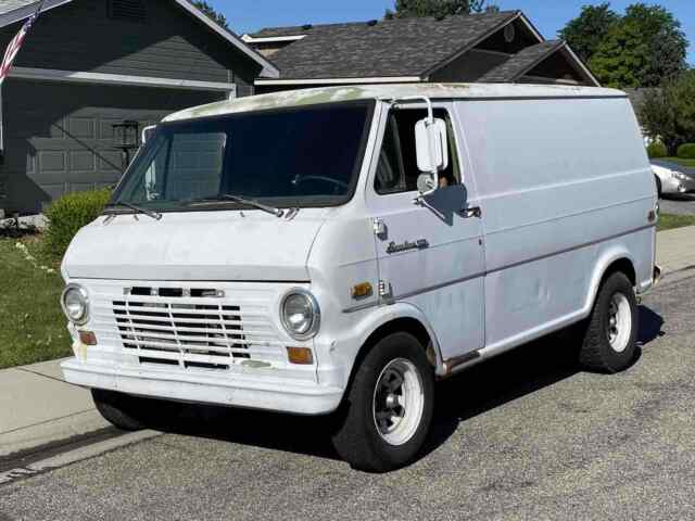 Ford Econoline 1970 image number 16