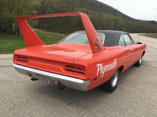 Plymouth Road Runner 1970 image number 1