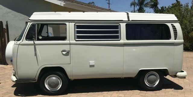 Volkswagen Bus/Vanagon 1969 image number 0