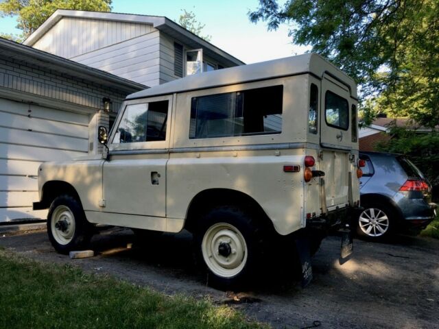 Land Rover Defender 1973 image number 16