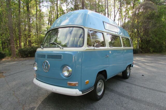 Volkswagen Bus/Vanagon 1971 image number 0