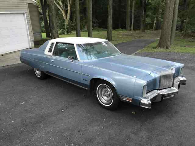 Chrysler New Yorker Brougham 1977 image number 0