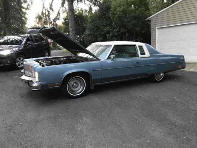 Chrysler New Yorker Brougham 1977 image number 19