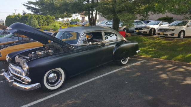 Chevrolet Fleetline 1951 image number 14