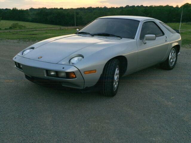 Porsche 928 1979 image number 1