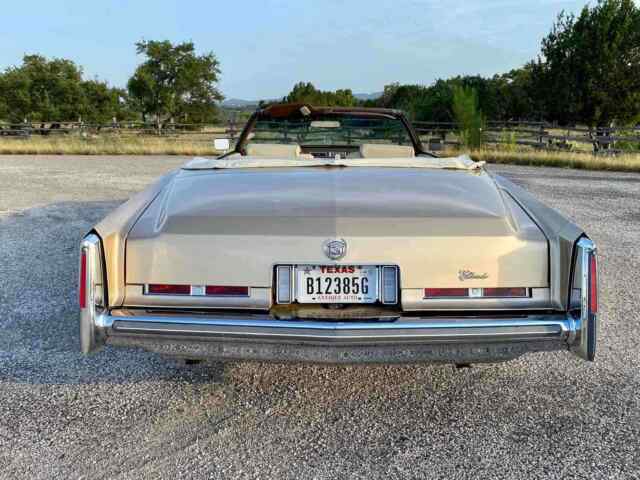 Cadillac Eldorado Convertible 1974 image number 29