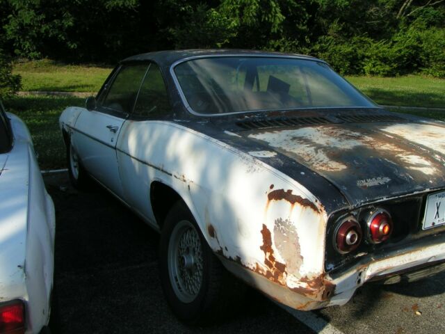 Chevrolet Corvair 1967 image number 19