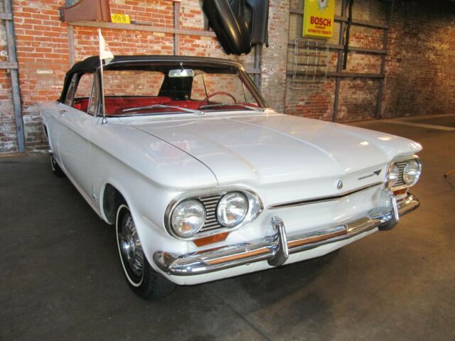 Chevrolet Corvair 1963 image number 0