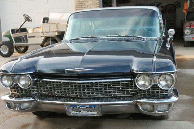 Cadillac DeVille 1960 image number 1