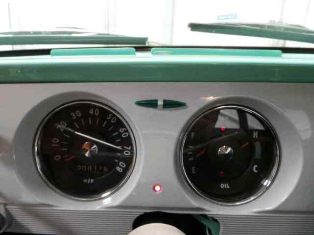 Datsun 320 1964 image number 14