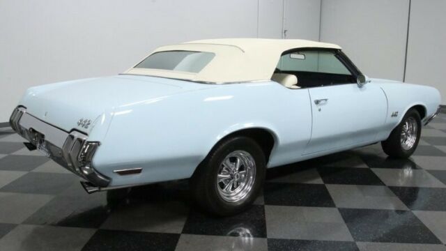 Oldsmobile Cutlass 1970 image number 14