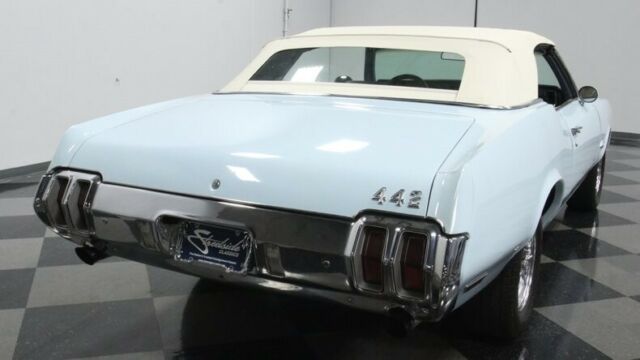 Oldsmobile Cutlass 1970 image number 36