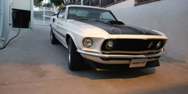 Ford Mustang 1969 image number 0