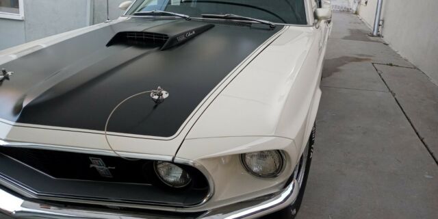 Ford Mustang 1969 image number 17