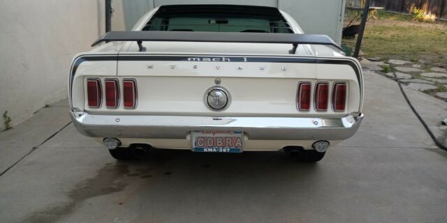 Ford Mustang 1969 image number 9