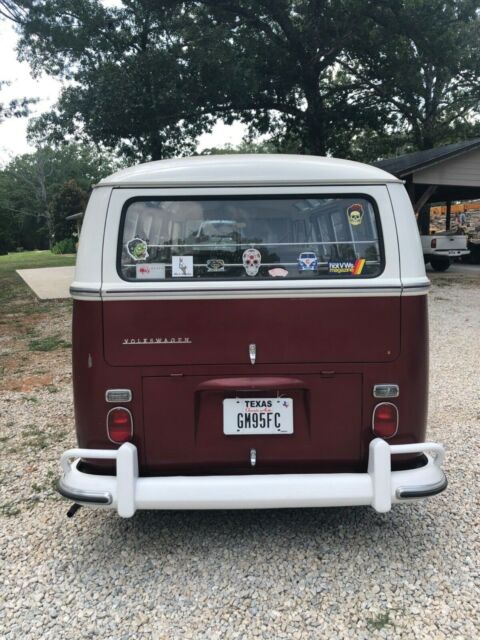 Volkswagen Bus/Vanagon 1967 image number 30