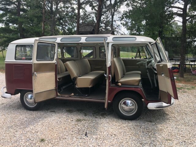 Volkswagen Bus/Vanagon 1967 image number 45