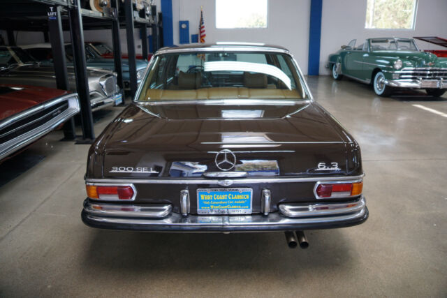 Mercedes-Benz 300SEL 6.3  V8 SEDAN 1971 image number 8