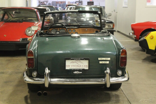 Triumph TR250 1968 image number 29