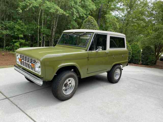 Ford Bronco 1975 image number 10