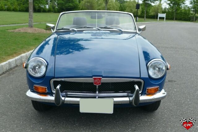 MG MGB 1973 image number 0