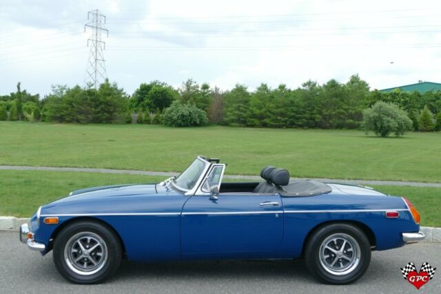 MG MGB 1973 image number 20