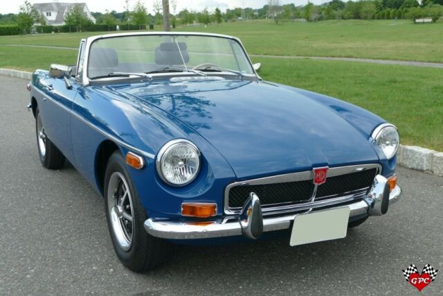 MG MGB 1973 image number 25