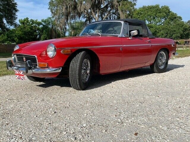 MG MGB 1970 image number 0